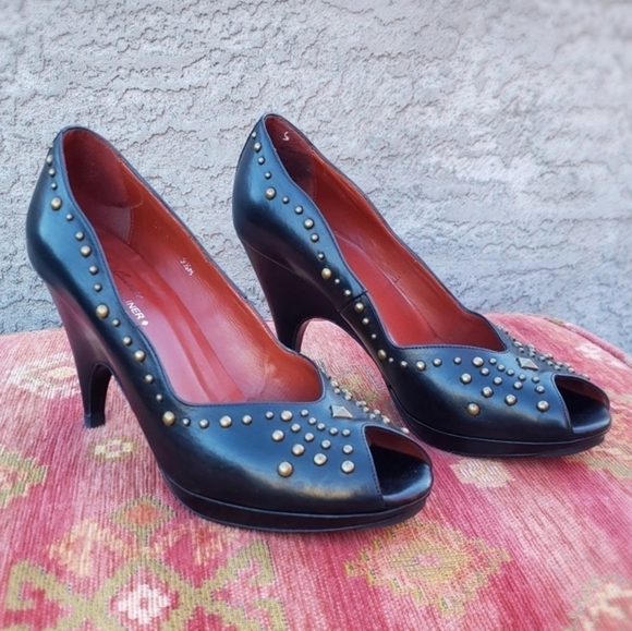 Donald‎ J. Pliner Zest Open Toe Heels - Picture 7 of 8